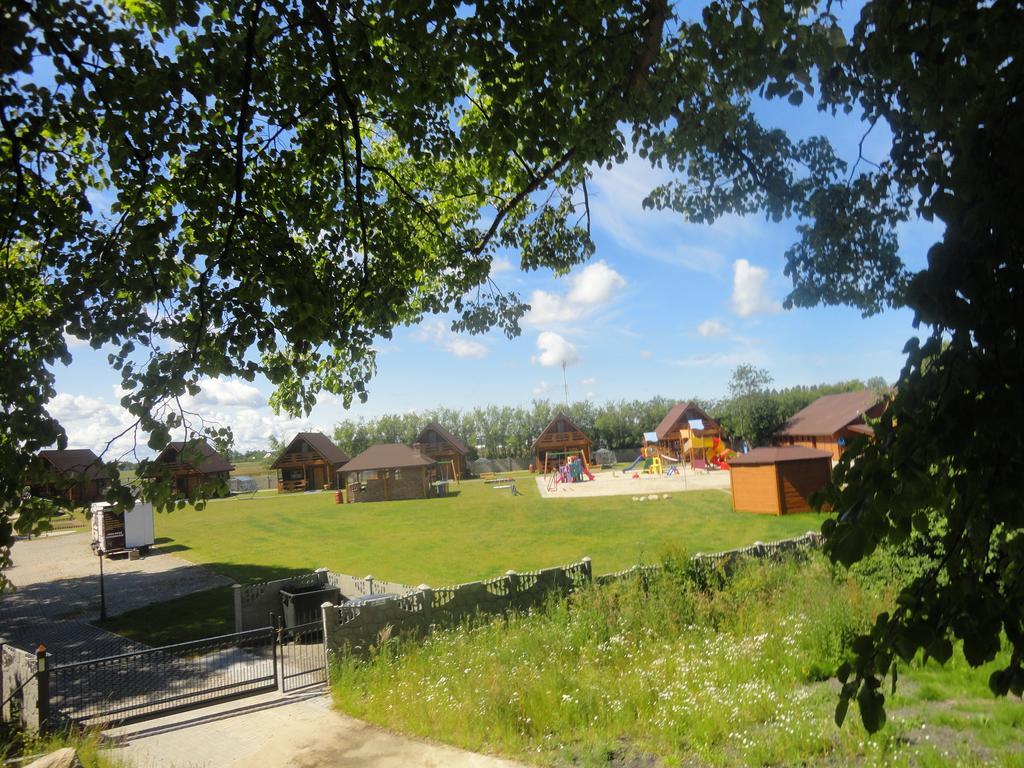 ホテル Agroturystyka Nad Morzem ウストカ エクステリア 写真